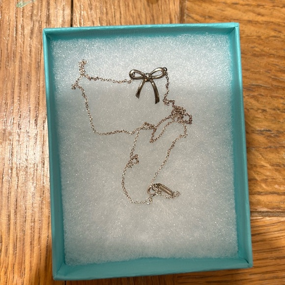 Tiffany and Co Necklace - Picture 2 of 6